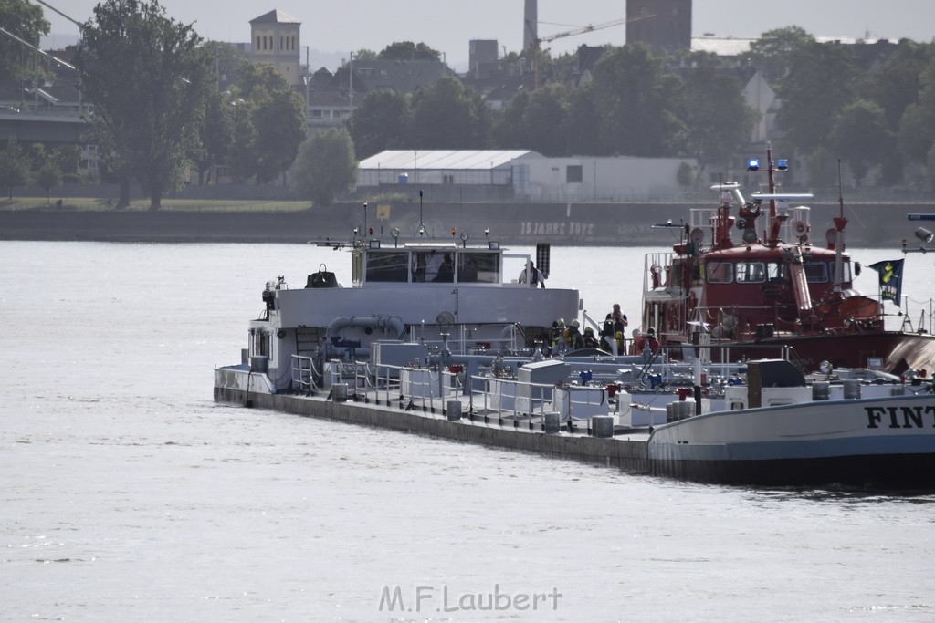 Schiff 1 Koeln in Hoehe der Koelner Zoobruecke P108.JPG - Miklos Laubert